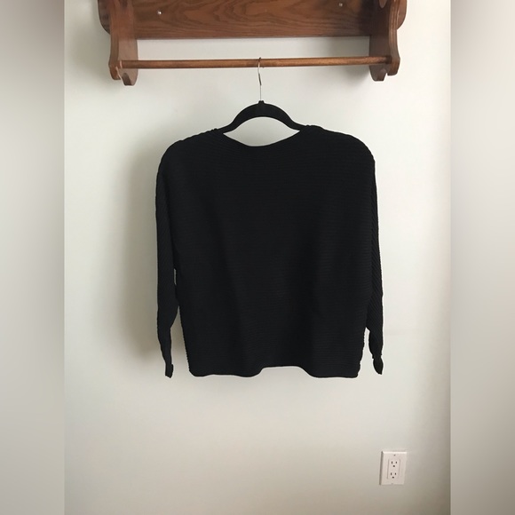Black Twik Horizontal Rib Sweater M - Picture 1 of 3